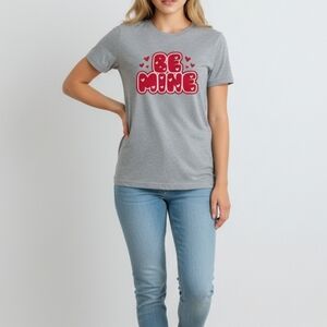 NWT Valentines Day BE MINE TEE